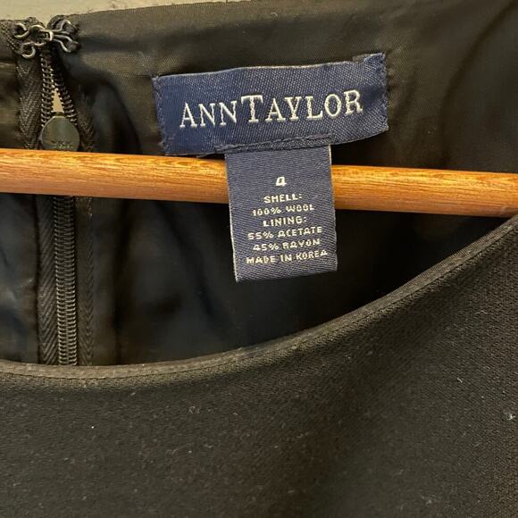 Vintage Ann Taylor Black Sheath Dress | 100% Wool, 4, Minimalist Luxury Capsule - Picture 4 of 4